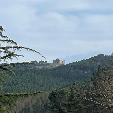 Chateau Lou Cante Perdrix