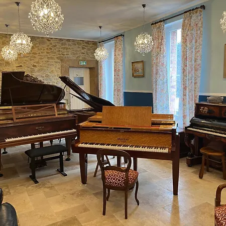 Chateau Lou Cante Perdrix Vendégház 3*