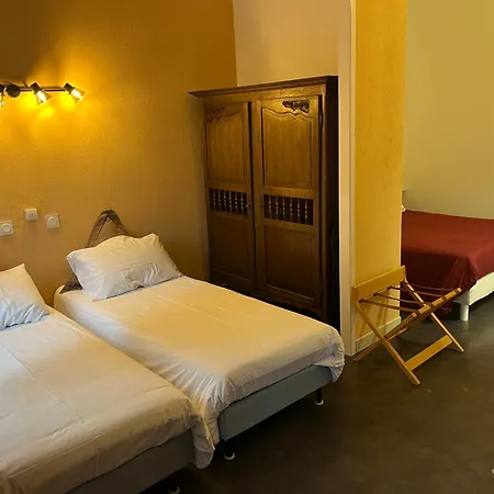 Chateau Lou Cante Perdrix 2*