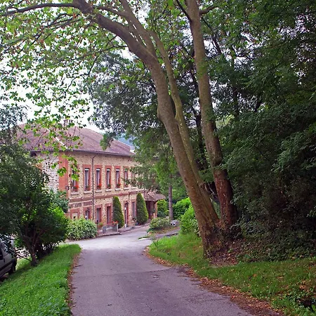 Lou Cante Perdrix Maison d'hôtes La Vernarede