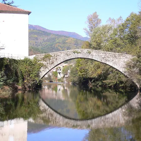 Chateau Lou Cante Perdrix